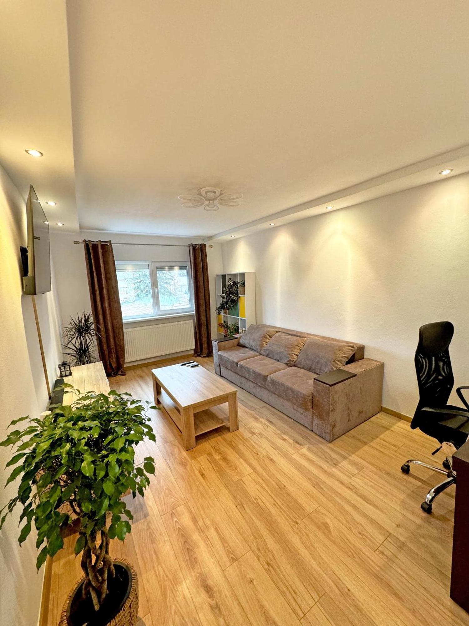 Târgu Jiu Ultracentral Apartment מראה חיצוני תמונה